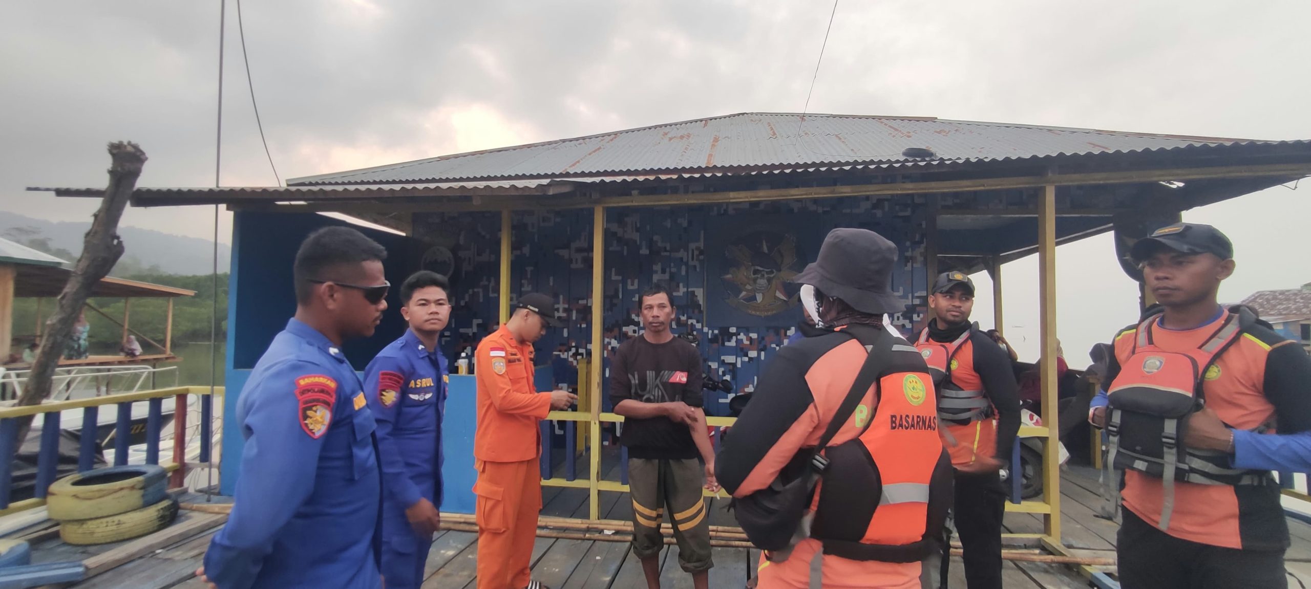 Hilang Dua Hari di Laut, Nelayan Pulau Buru Ditemukan Selamat di ...